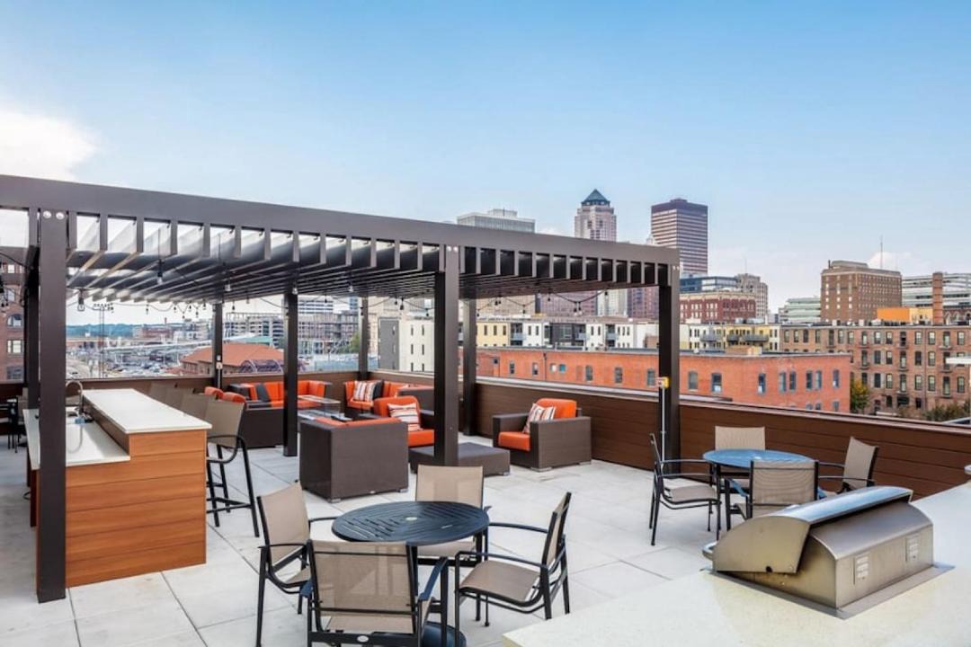 Photo of Patio Balcony in Court Avenue Entertainment District