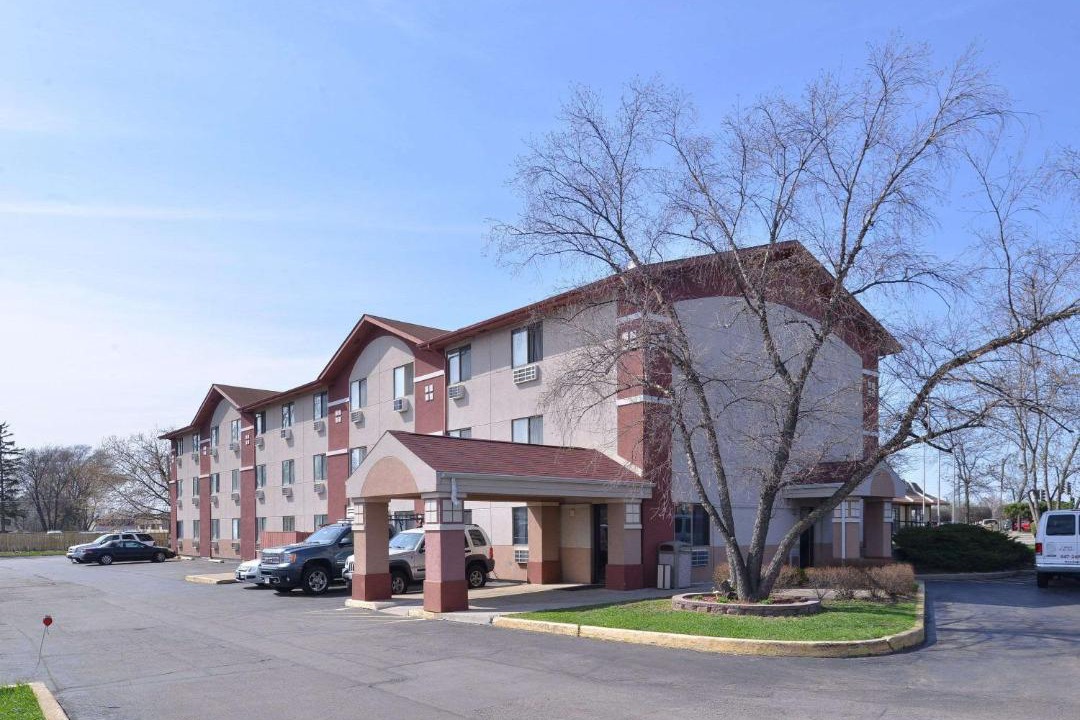 Photo of Buildings in Waukegan