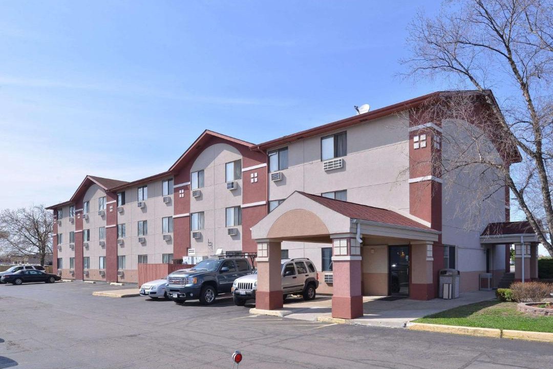 Photo of Buildings in Waukegan