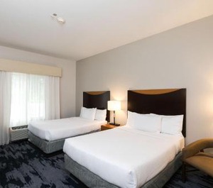 Fairfield Inn 