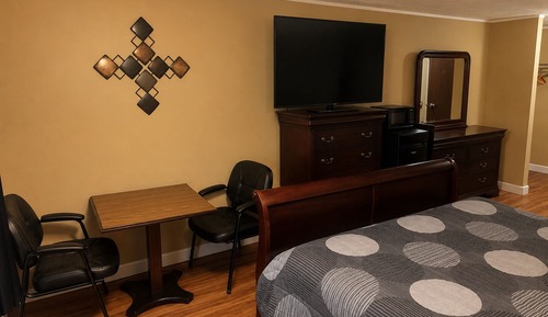 Traditional Room, 1 King Bed