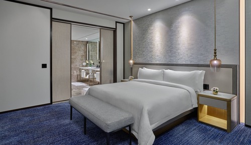 John Jacob Astor Suite