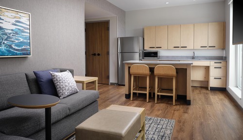 Suite, 1 King Bed with Sofa bed, Accessible, Bathtub
