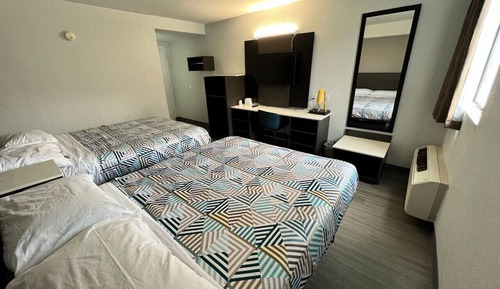 Deluxe Suite, 2 Queen Beds, Non Smoking, Refrigerator & Microwave