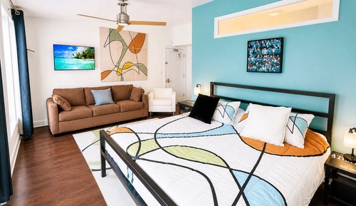 Superior Room, 1 King Bed (Room 4)