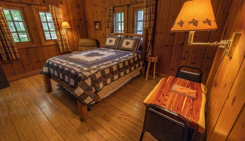 Single Room, Park View