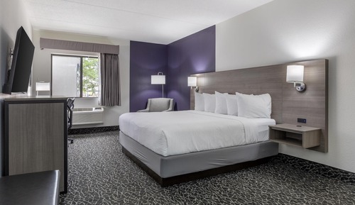 Suite, 1 King Bed, Non Smoking, Hot Tub