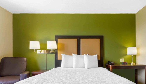 Studio, 1 Queen Bed, Non Smoking