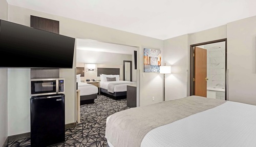 Suite, Multiple Beds, Non Smoking, Jetted Tub