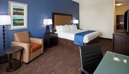 Standard Room, 1 King Bed