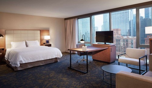 Suite, 1 King Bed, Accessible, Non Smoking (Roll-in Shower)