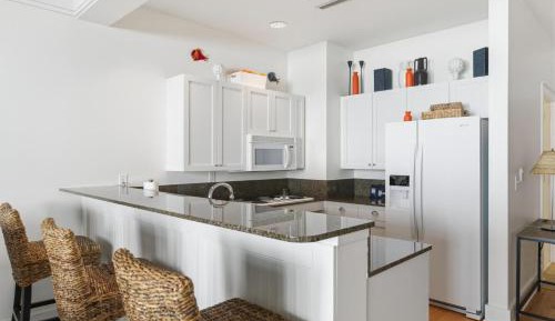 One-Bedroom Apartment with Balcony