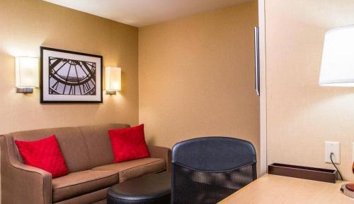 Queen Suite with Two Queen Beds - Non-Smoking