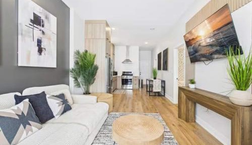 Two-Bedroom Deluxe Apartment