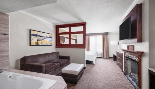 King Suite with Mobility Accessible Roll-In Shower and Whirlpool - Non-Smoking