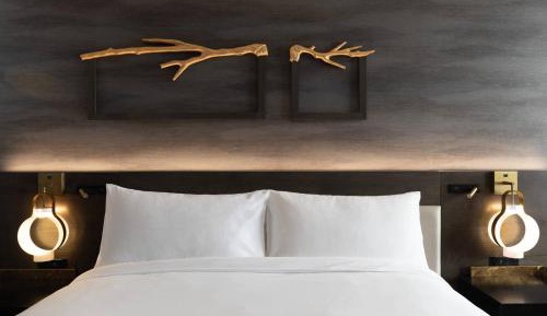 Guest Room with King Bed