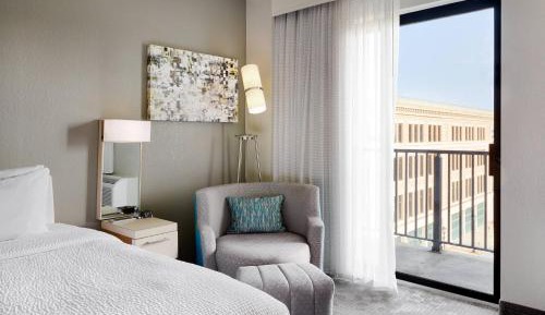 King Room with Balcony