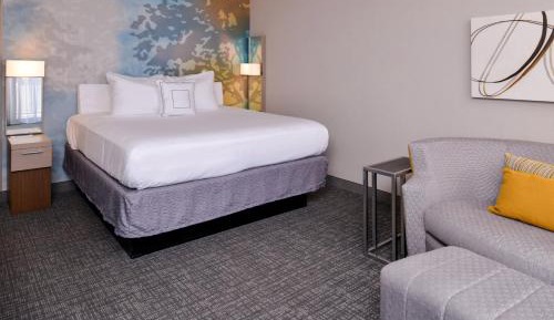 King Room with Sofa Bed - Non-Smoking