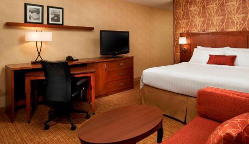 King Room with Sofa Bed