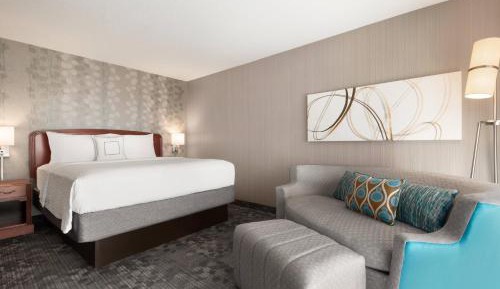 King Room with Balcony