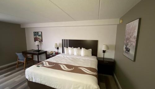 King Room - Non-Smoking