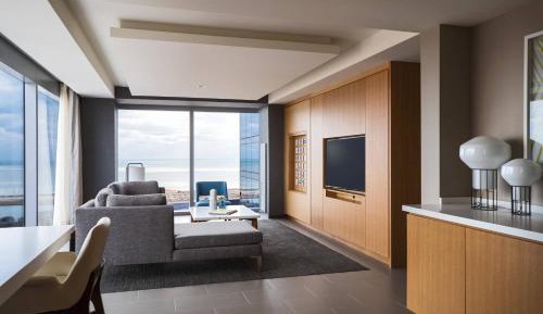 Executive King Suite