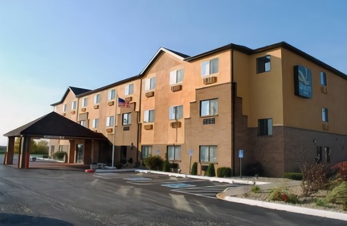 Peru Hotel | Quality Inn Peru Near Starved Rock State Park