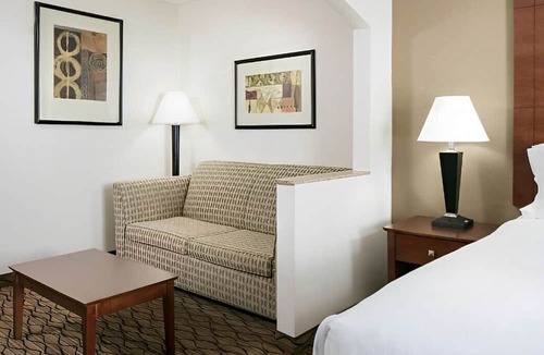 Clinton House | Exceptional Haven for a Romantic Getaway W/ Pool