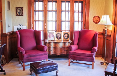 Algonquin Bed & Breakfast | Victorian Rose Garden