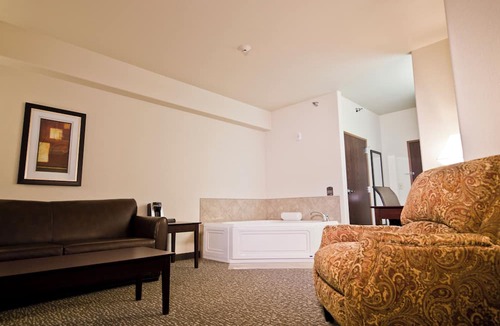 Manchester Hotel | Cobblestone Inn & Suites – Manchester