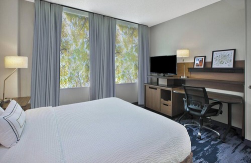 Westown Hotel | Fairfield Inn & Suites by Marriott Milwaukee Downtown
