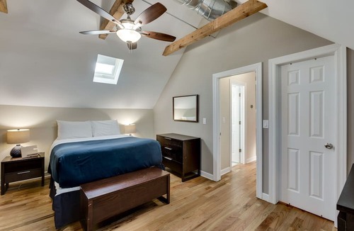 West Bucktown Apartment | Old Town Elegance Awaits You in This Classic Chicago Stunner! by AllSet Turnover