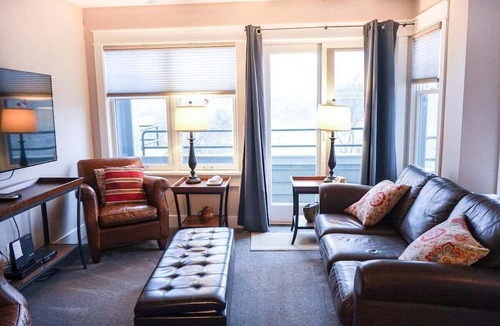 Grand Haven Condo | Stunning Condo w/Channel Views in the highly