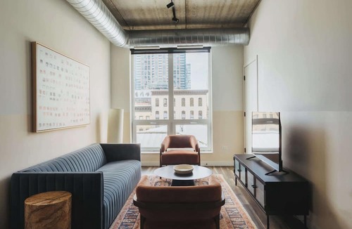 Near North Side Apartment | Luxury Designer Loft 402 | River North