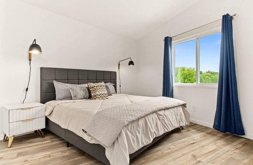 Orange Prairie Apartment | Concord C4 · Slice of the Good Life: Concord C4