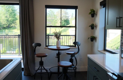 Indian River Condo | Brand New 3BR River Condo w/Large Terrace
