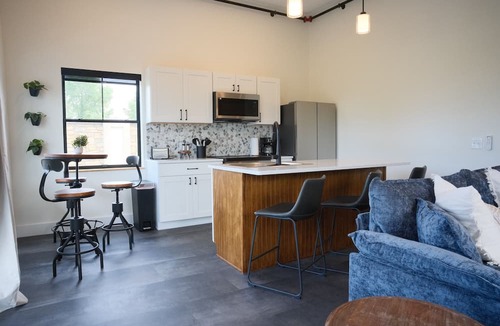 Indian River Condo | Brand New 3BR River Condo w/Large Terrace