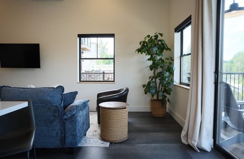 Indian River Condo | Brand New 3BR River Condo w/Large Terrace