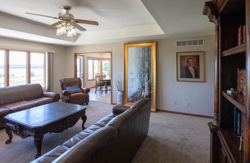 Nauvoo House | Nauvoo Family Reunion and Conference Retreat