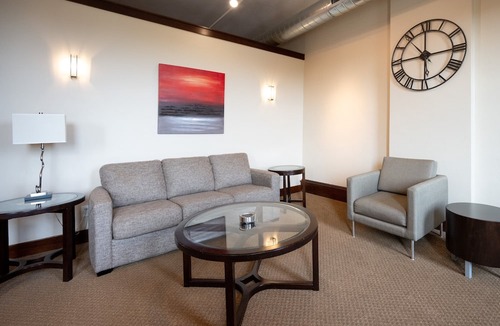 Holland Condo | Modern Condo in Downtown Holland: The Ontario