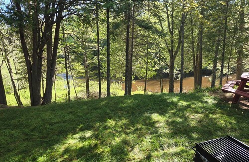 Germfask RV Rental | The Turtle/Mikinak Cabin, located within 35-40 minutes from Pictured Rocks