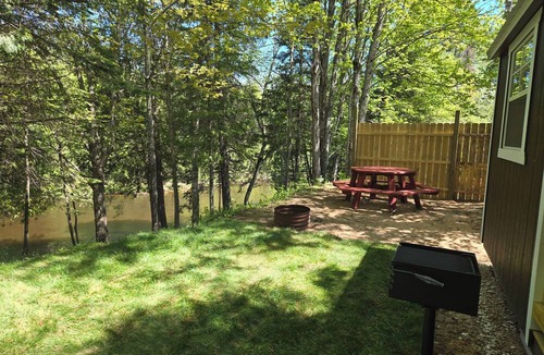 Germfask RV Rental | The Turtle/Mikinak Cabin, located within 35-40 minutes from Pictured Rocks
