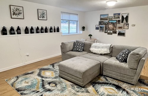 Kimberly Apartment | The Cedars Hideaway: Tranquil Retreat in Kimberly
