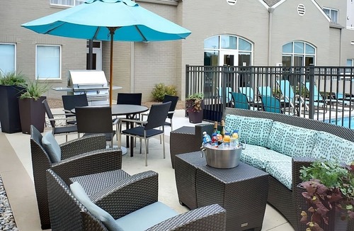 Warren Hotel | Michigan Retreat, Free Breakfast! Proximity to Troy Historic Village!