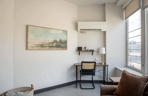 Westown Apartment | Deer District Studio Apt - One Block from Fiserv and Baird