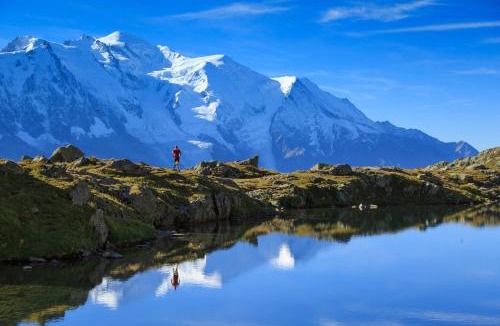Les Praz-de-Chamonix Apartment | Panorama Mont-Blanc 2BR w/Views, Walk to Flégère Lift - Happy Rentals