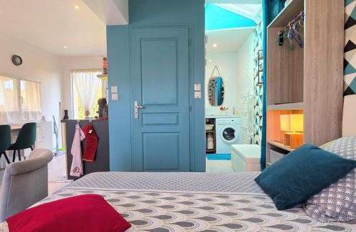 Saint-Illiers-la-Ville Apartment | Gîte cosy en Normandie avec terrasse, climatisation, parking et animaux acceptés - FR-1-527-14