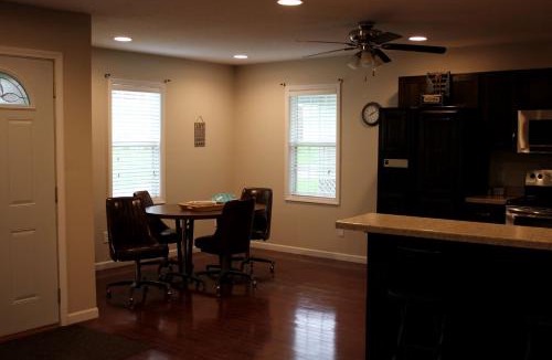 Moscow House | Beautiful Cabin near the Cedar River for a Perfect Family Vacation in Letts, Iowa