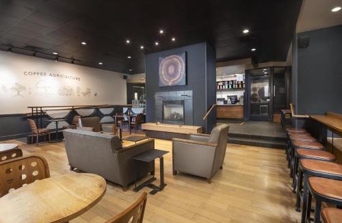 Westown Hotel | Hilton Milwaukee