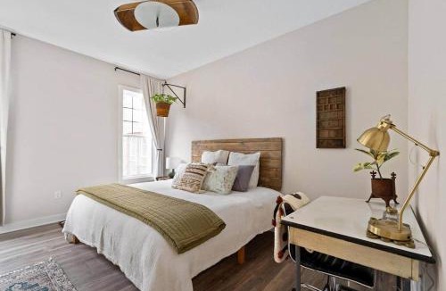 Fifth Ward Apartment | The Bentley, Luxury Boutique Stay in Downtown Milwaukee